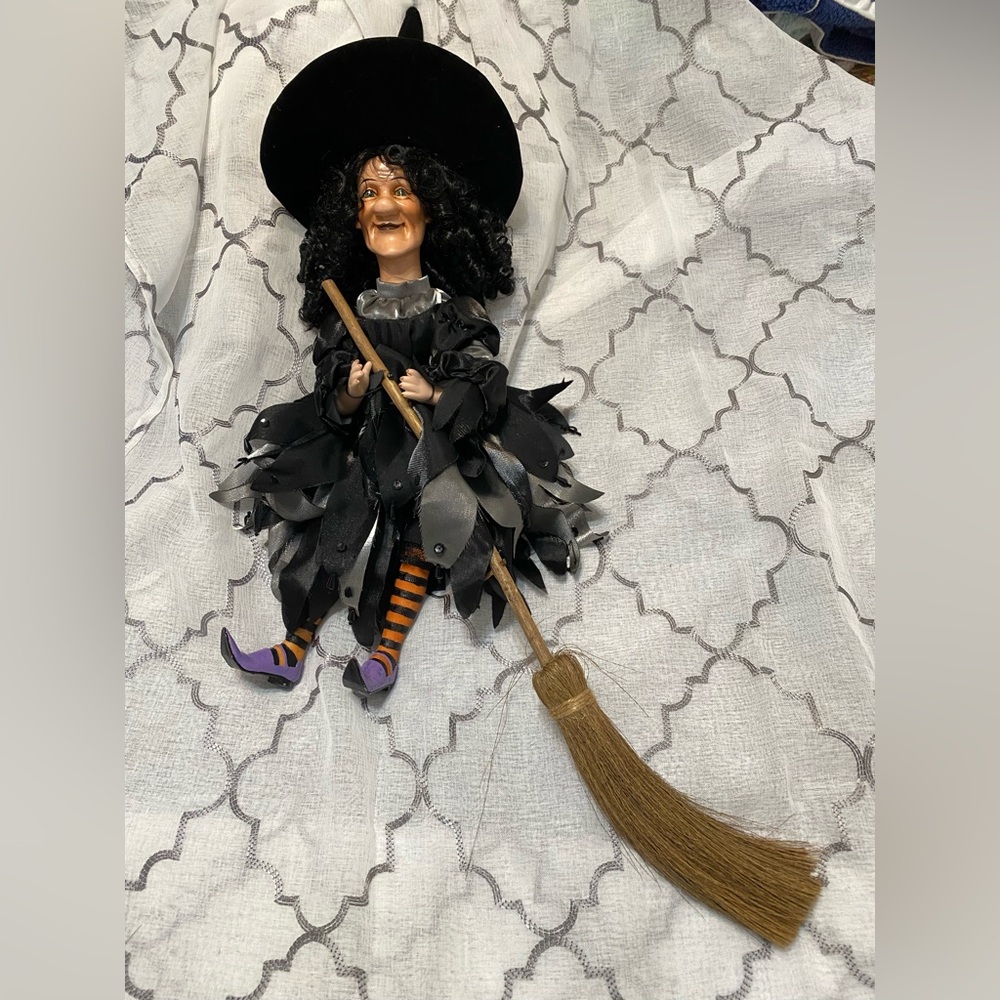 Witch Doll with Broom and Black Hat Halloween - Picture 9 of 13